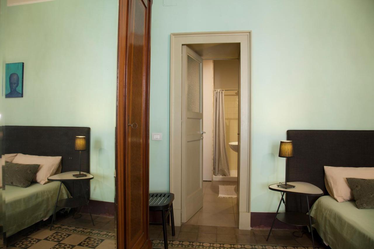 Tre Vie Apartment Con Terrazzo Giardino Pensile Catania Exterior photo