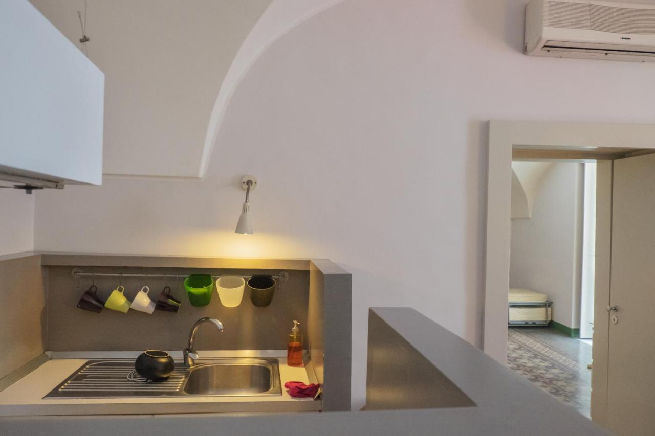 Tre Vie Apartment Con Terrazzo Giardino Pensile Catania Exterior photo